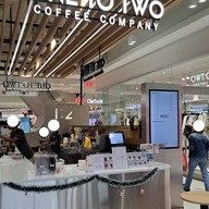 หน้าร้าน One To Two coffee Robinson lifestyle samutprakarn
