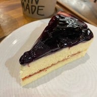 Twinmade Specialty Coffee & Bakery Terminal 21 Asok