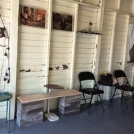 บรรยากาศ Thong Buri Coffee