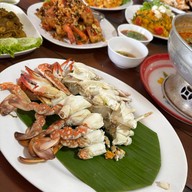 เจ้จิ๋ม ซีฟู๊ด