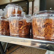 ใต้ฟ้าเย็นตาโฟ