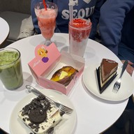 Hollys Coffee Garosugli