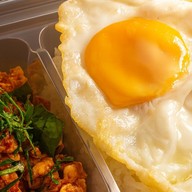 อิ่มกะเพรา & ทะเลดอง