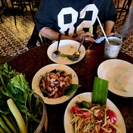 ลาบนิยม ก่อนถึงนวมินทร์ 119