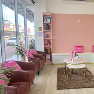 Wandee Clinic  นครพนม