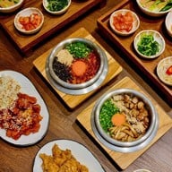 THE SOTBAB บรรทัดทอง