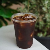 ตี๋หิด ขนมปังปิ้ง & กาแฟมัทฉะ กินกาแฟเยอะๆ เวลาเขาไม่รักจะได้ตาสว่าง