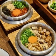 THE SOTBAB บรรทัดทอง