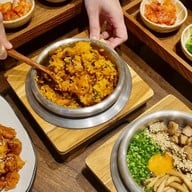 THE SOTBAB บรรทัดทอง