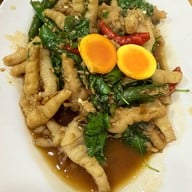 ไก่หุบบอนเจ้าของต้นตำรับ ศรีราชา