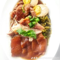 ขาหมูตั๋งโต๊ะ