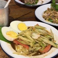 ลาบนิยม ก่อนถึงนวมินทร์ 119