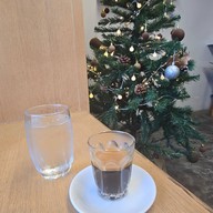 Invisible coffee room