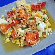 เมนูของร้าน เจ๊ปุ่นไก่ทอด ส้มตำ