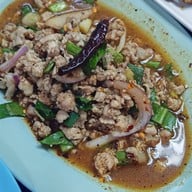 เมนูของร้าน เจ๊ปุ่นไก่ทอด ส้มตำ