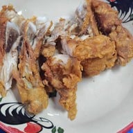 เมนูของร้าน เจ๊ปุ่นไก่ทอด ส้มตำ