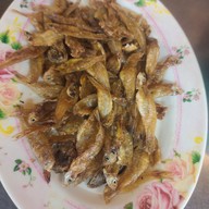 เมนูของร้าน ข้าวต้มใบเตย ตลาดกลางลาดสวาย