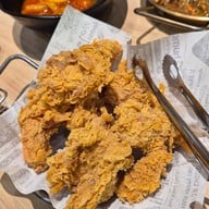 BHC Chicken (บีเอชซี ชิคเก้น) วันแบงค็อก