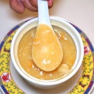 ภัตตาคาร แกรนด์ เชียงการีล่า ธนิยะ