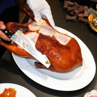 ภัตตาคาร แกรนด์ เชียงการีล่า ธนิยะ