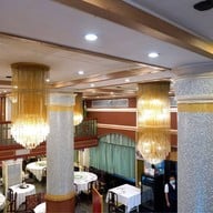 ภัตตาคาร แกรนด์ เชียงการีล่า ธนิยะ