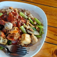 เรือนขุนพิเรนท์ ข้าวมันไก่ ก๋วยเตี๋ยว นนทบุรี