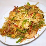 ภัตตาคาร แกรนด์ เชียงการีล่า ธนิยะ