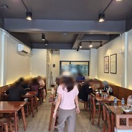 บรรยากาศ หอมเนื้อ ก๋วยเตี๋ยวเรือฮาลาล สาขาสามกอง ภูเก็ต หอมเนื้อ ก๋วยเตี๋ยวเรือฮาลาล สาขาสามกอง ภูเก็ต