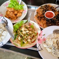 ครัวลุงยันต์ อ.ลานสัก อุทัยธานี -