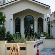 ปราย ระย้า Local Phuket Cuisine , Sukhumvit 8 ( 350 M. form BTS NaNa )