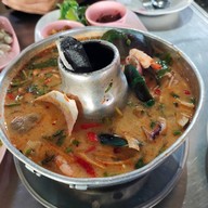 เมนูของร้าน ร้านริมเขื่อน จุ๋มหนวดซีฟู๊ดร้านริมถนน (ริมเขื่อนเจ้าเก่า)