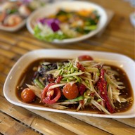 เมนูของร้าน ธรรมชาติ อิสาน บีช คาเฟ่ พระยาสุเรนทร์