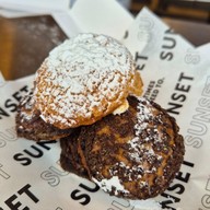 Sunset Coffee Roaster ( สาขาเจริญกรุง )