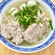 หอมนิรันทร์ คาเฟ่ (ก๋วยเตี๋ยวเรือ)