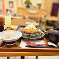 Katsuya (คัตสึยะ) หมูทอด ทงคัตสึ แฟชั่นไอส์แลนด์