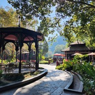 Valley Coffee & Lanna Resort