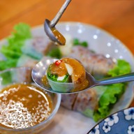 เมนูของร้าน LELE by le mai anh อาร์เอสยูทาวเวอร์