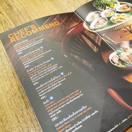 เสน อาหารไทย พุทธมณฑลสาย 1