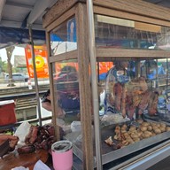 ข้าวหมูแดงหมูกรอบ หงษ์หยก