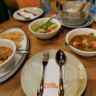 เสน อาหารไทย พุทธมณฑลสาย 1