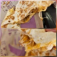 เมนูของร้าน Taco Bell Lotus's Sriracha