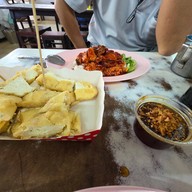 ตั้งฮะเส็งร้านเก่า ตลาดล่าง