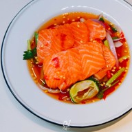 ฅนช่างยำ by กั้งบ้านเพ สาขาทองหล่อ ทองหล่อ ซอย 13