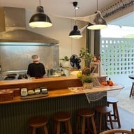 ชาม CHARM Bistro & Restaurant