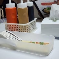 บรรยากาศ นายโซว ป้อมปราบศัตรูพ่าย