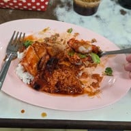 ตั้งฮะเส็งร้านเก่า ตลาดล่าง