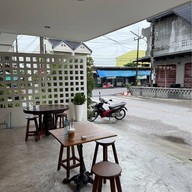 ชาม CHARM Bistro & Restaurant