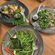 ประณีต
