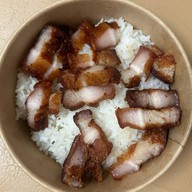 หมูทอดเติมเต็มbyหมูจ๋า