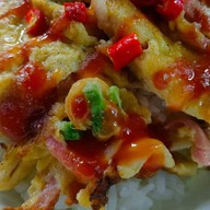 มองดูข้าวไข่เจียว &  ลูกชิ้นทอดสะใภ้บุรีรัมย์ พฤกษาวิลล์ (พันเสด็จใน)